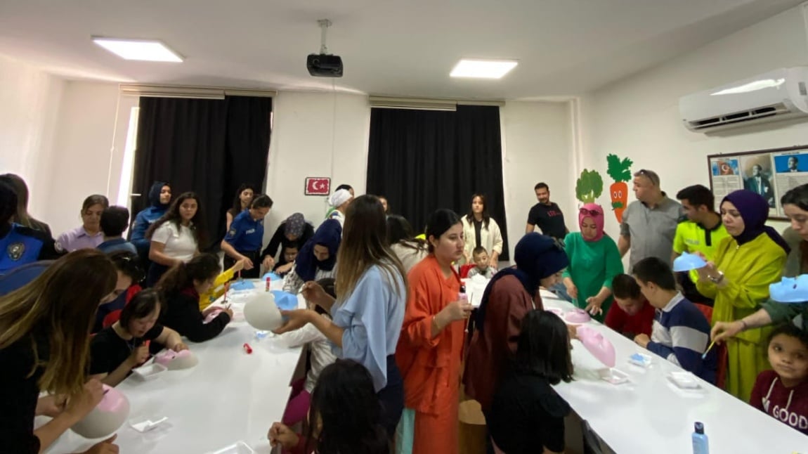 KUMLUCA EMNİYET MÜDÜRLÜNÜNÜN OKULUMUZU ZİYARETİ